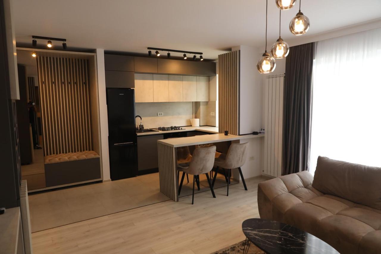 Top Studio Brasov Ngoại thất bức ảnh