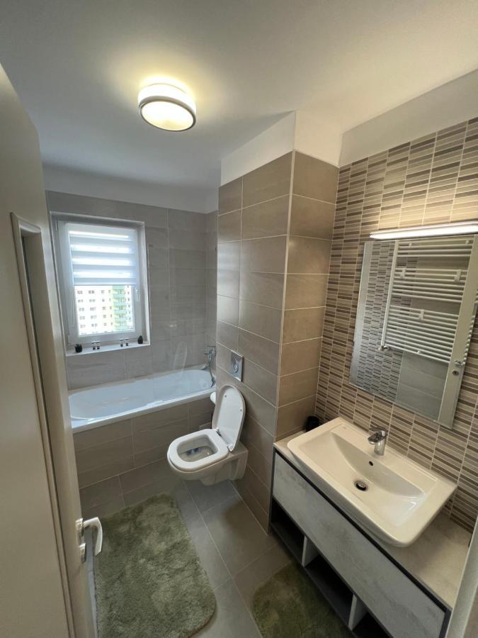 Top Studio Brasov Ngoại thất bức ảnh